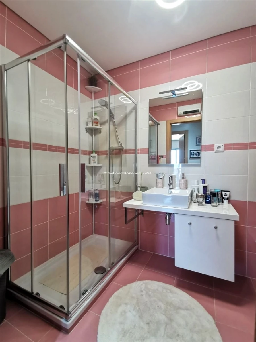 Apartamento T3 para Venda em Pechão Foto 10