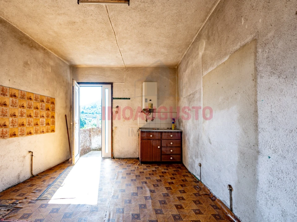 Moradia T3 para Venda em Melo e Nabais Foto 6