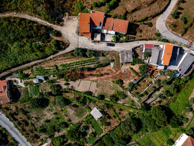 Moradia T3 para Venda em Melo e Nabais Foto 4