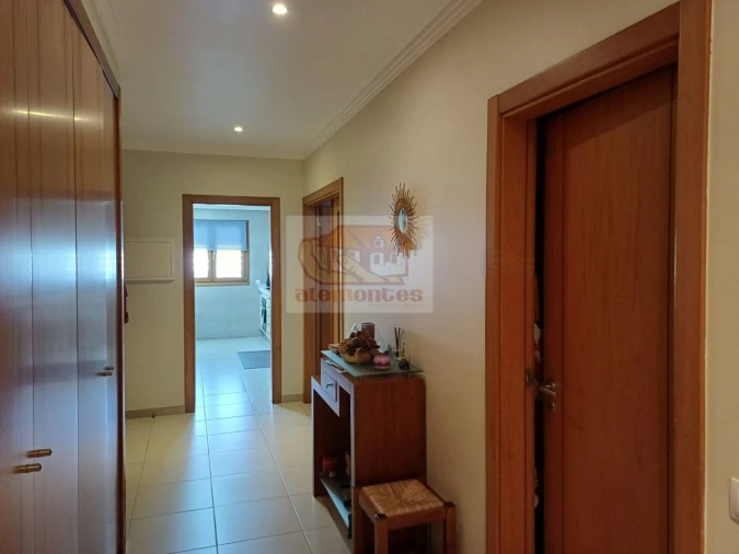 Apartamento T3 para Venda em Grândola e Santa Margarida da Serra Foto 7