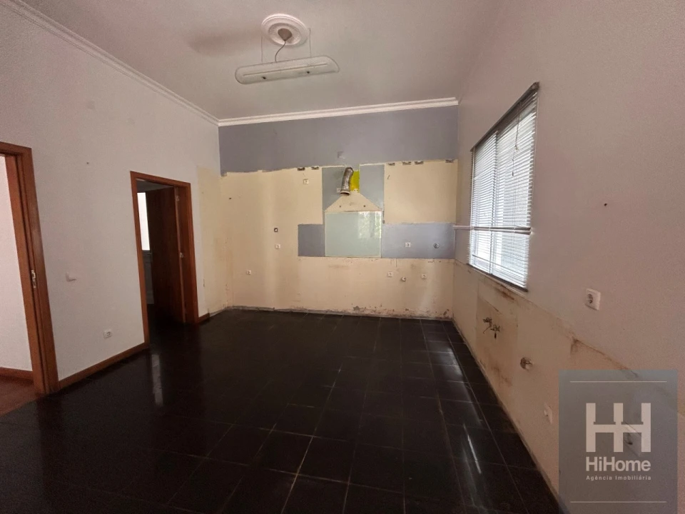 Moradia T3 para Venda em Faial Foto 14