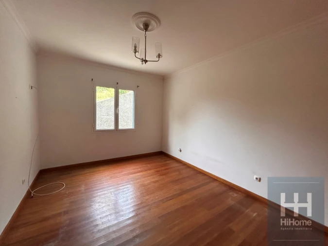 Moradia T3 para Venda em Faial Foto 15