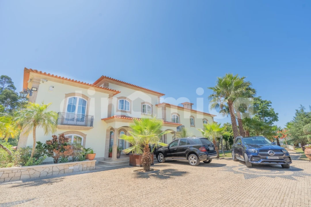 Moradia T5 para Venda em Gondifelos, Cavalões e Outiz Foto 2