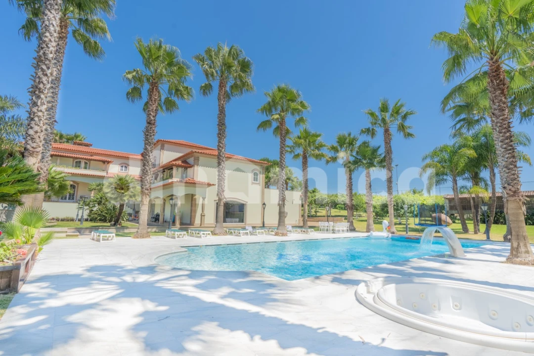 Moradia T5 para Venda em Gondifelos, Cavalões e Outiz Foto 14