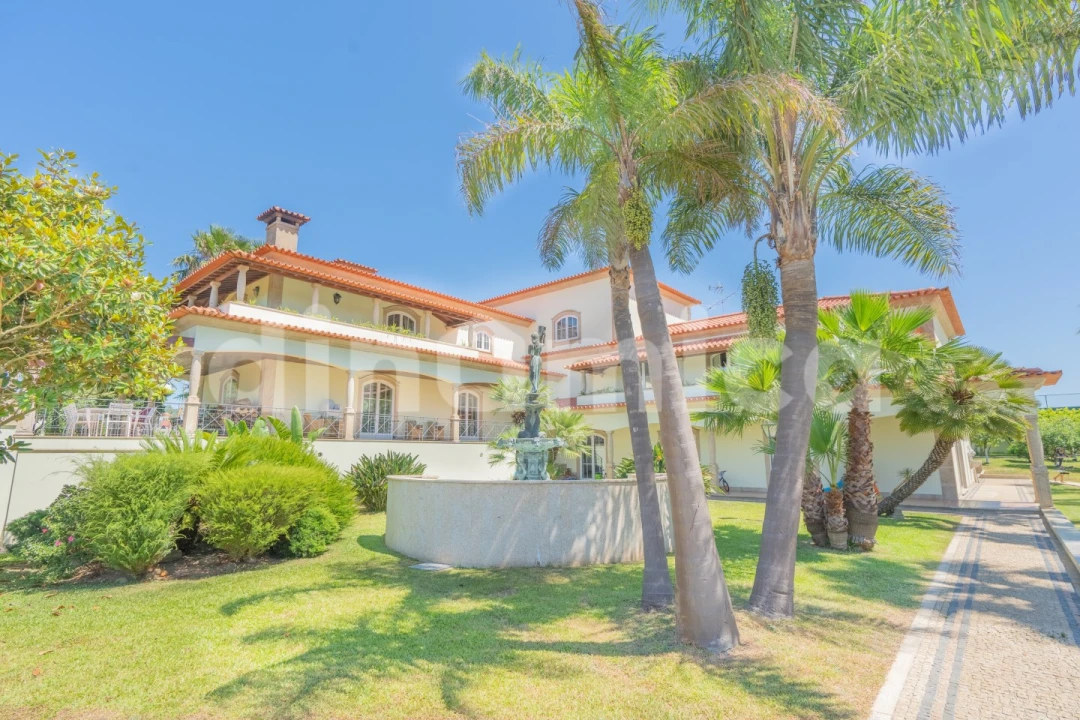 Moradia T5 para Venda em Gondifelos, Cavalões e Outiz Foto 18