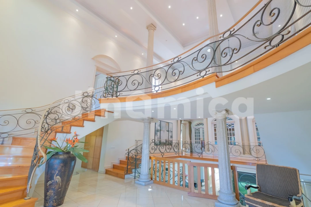 Moradia T5 para Venda em Gondifelos, Cavalões e Outiz Foto 23