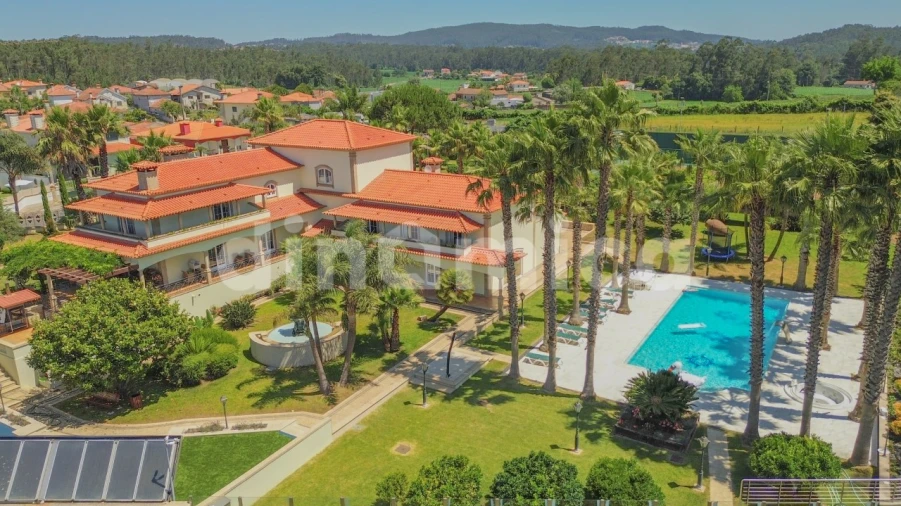 Moradia T5 para Venda em Gondifelos, Cavalões e Outiz Foto 6