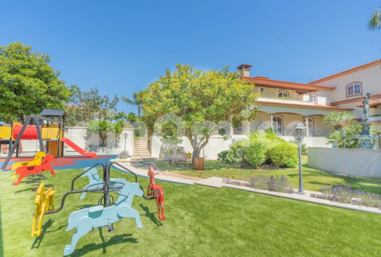 Moradia T5 para Venda em Gondifelos, Cavalões e Outiz Foto 17