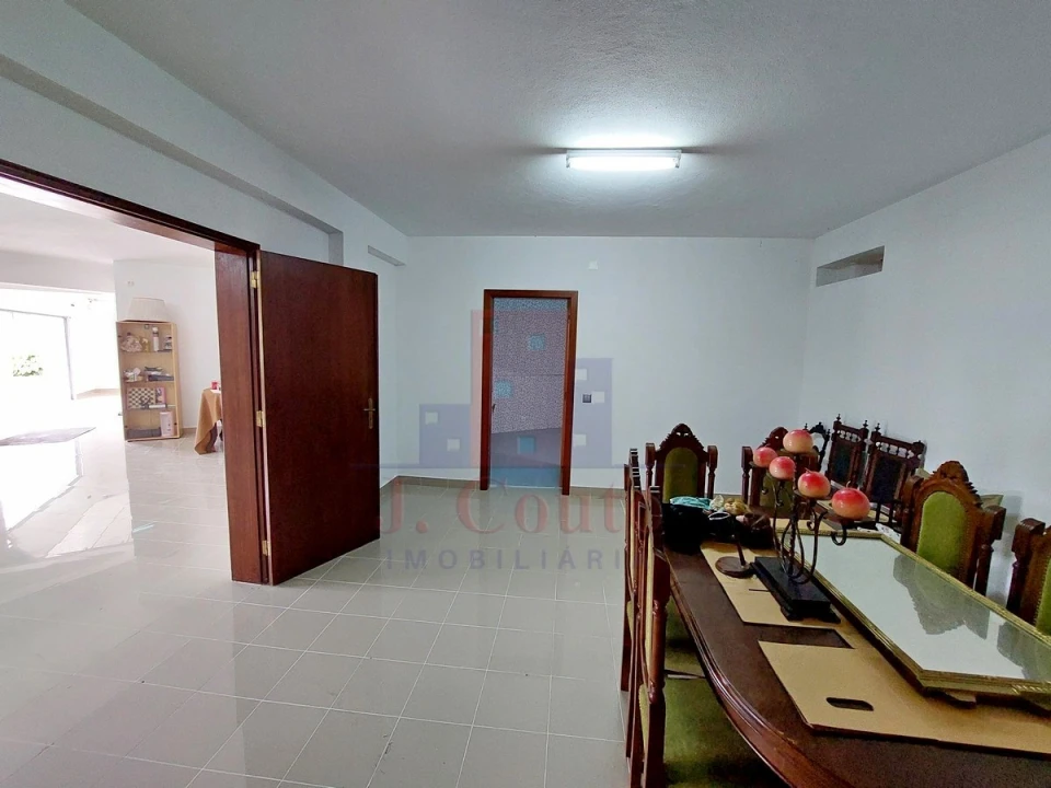 Moradia T4 para Venda em Bombarral e Vale Covo Foto 8