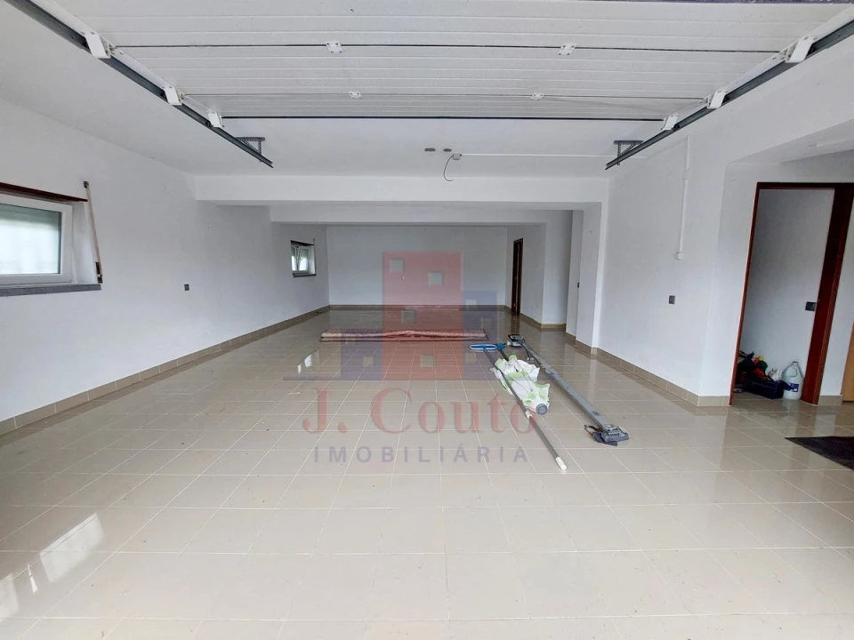 Moradia T4 para Venda em Bombarral e Vale Covo Foto 12