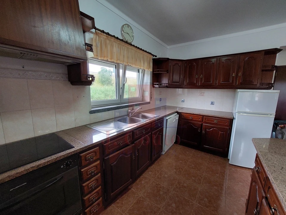 Moradia T4 para Venda em Bombarral e Vale Covo Foto 18