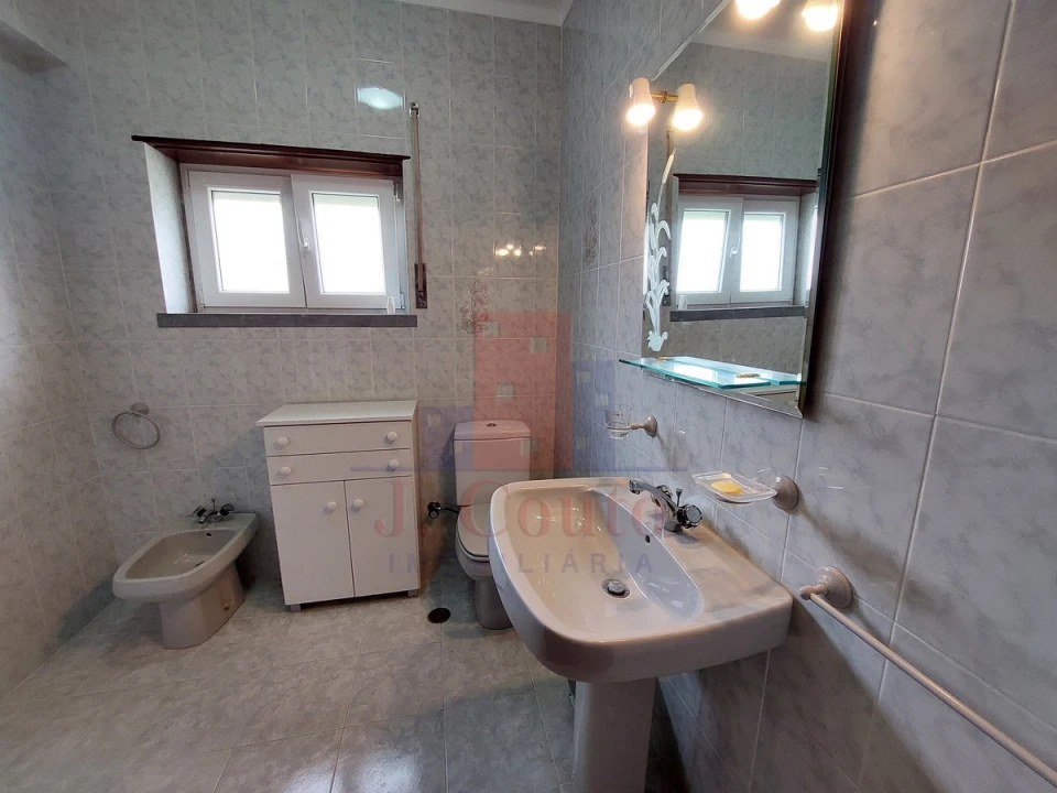 Moradia T4 para Venda em Bombarral e Vale Covo Foto 21