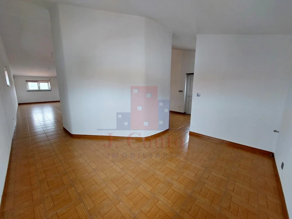 Moradia T4 para Venda em Bombarral e Vale Covo Foto 38