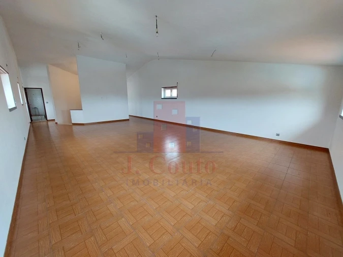 Moradia T4 para Venda em Bombarral e Vale Covo Foto 37