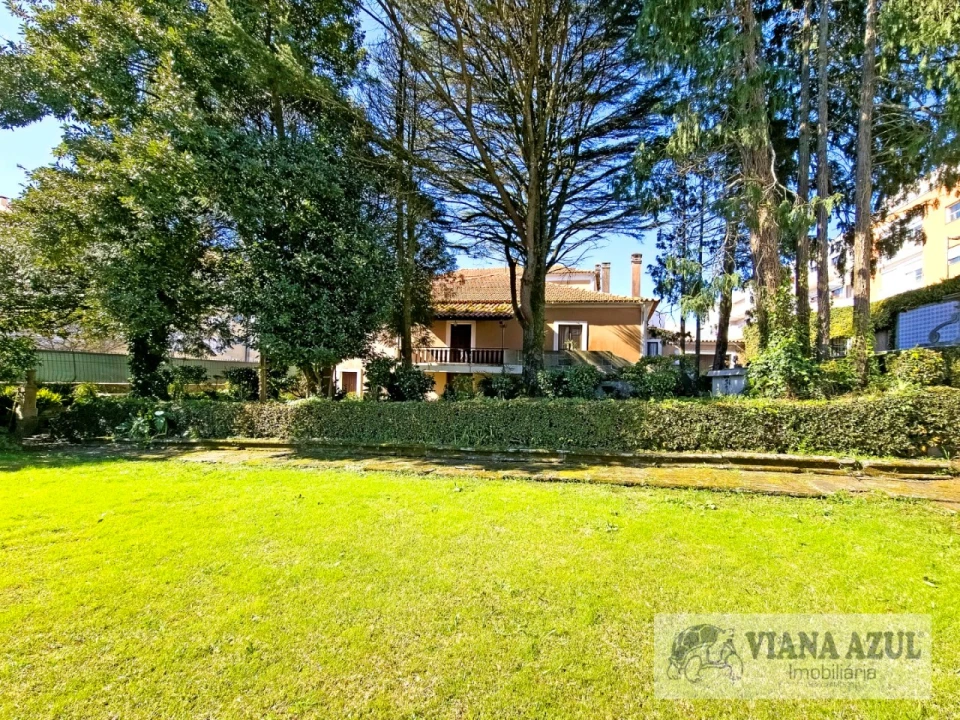 Moradia T4 para Venda em Santa Maria Maior e Monserrate e Meadela Foto 1