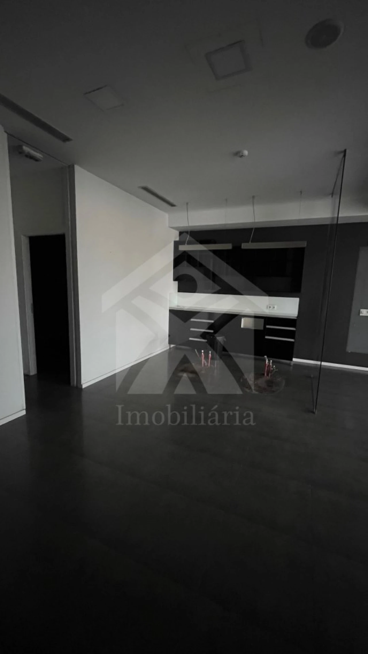 Loja para Arrendamento em São Vicente (Braga) Foto 5