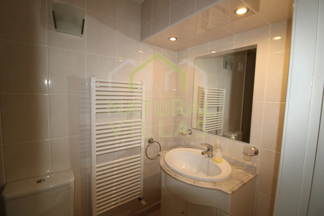 Moradia T4 para Venda em Almancil Foto 28