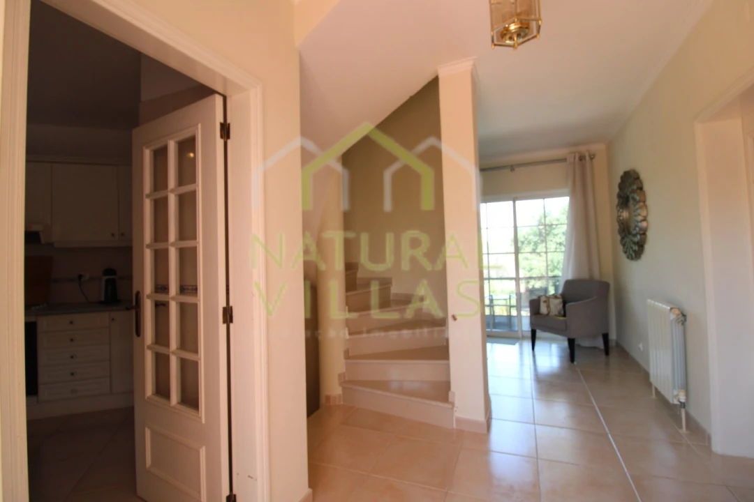 Moradia T4 para Venda em Almancil Foto 10