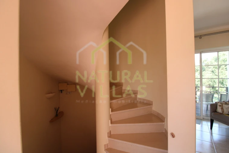 Moradia T4 para Venda em Almancil Foto 31