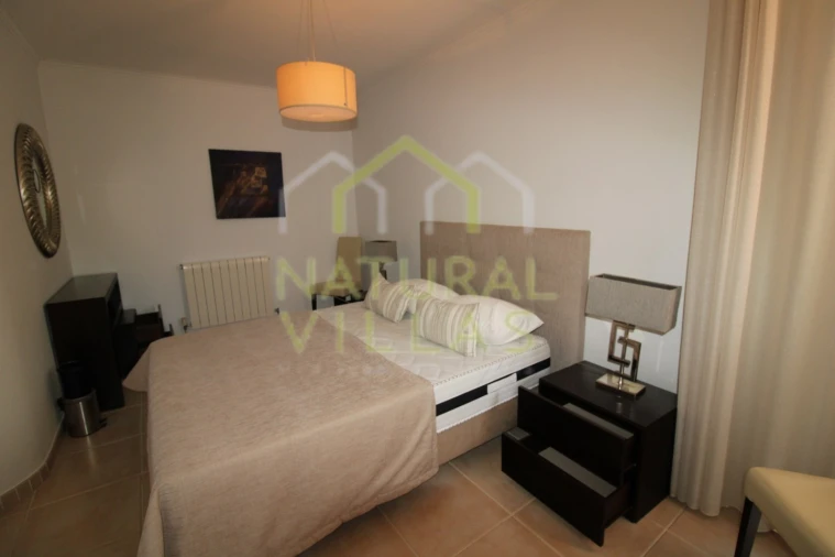 Moradia T4 para Venda em Almancil Foto 19