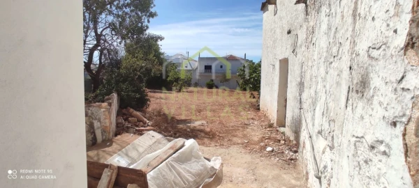 Moradia T3 para Venda em Moncarapacho e Fuseta