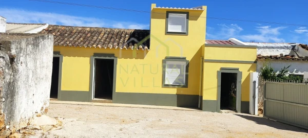 Moradia T3 para Venda em Moncarapacho e Fuseta
