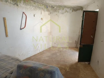 Moradia T3 para Venda em Moncarapacho e Fuseta
