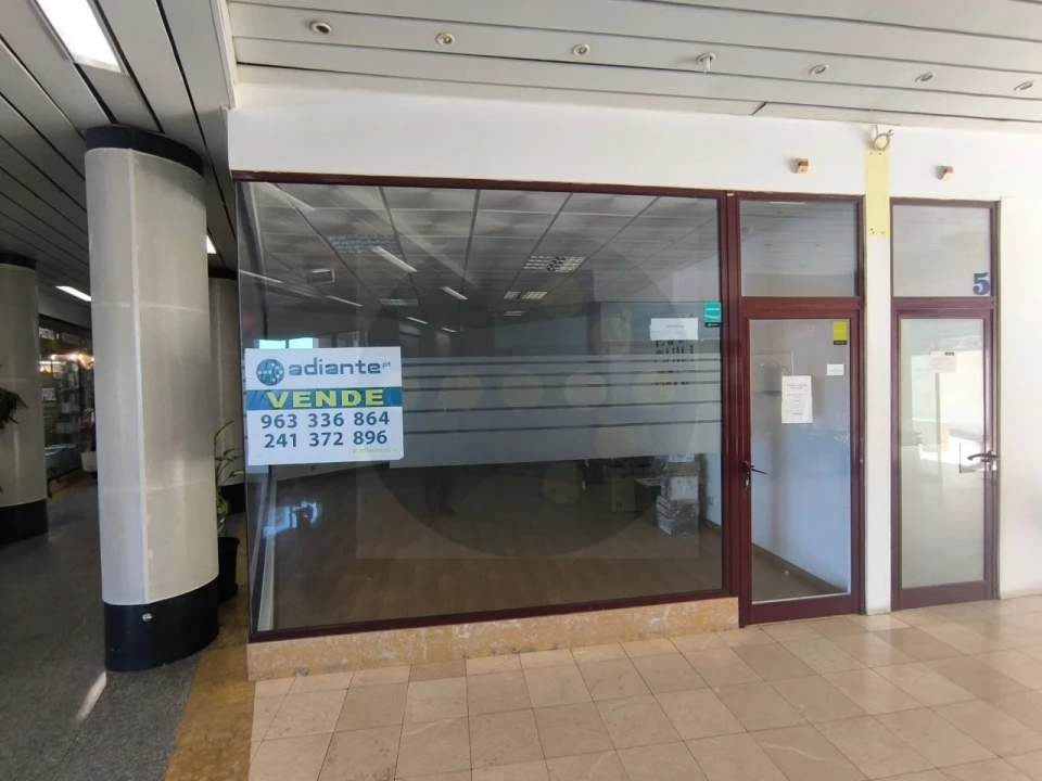 Loja para Venda em Abrantes (São Vicente e São João) e Alferrarede Foto 2