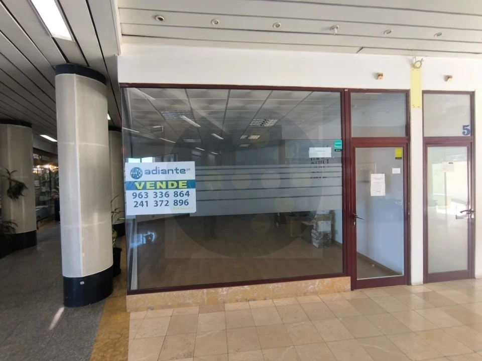 Loja para Venda em Abrantes (São Vicente e São João) e Alferrarede Foto 6