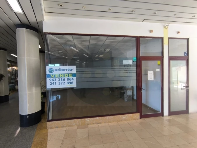 Loja para Venda em Abrantes (São Vicente e São João) e Alferrarede Foto 1