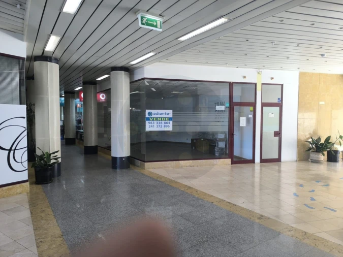 Loja para Venda em Abrantes (São Vicente e São João) e Alferrarede Foto 5