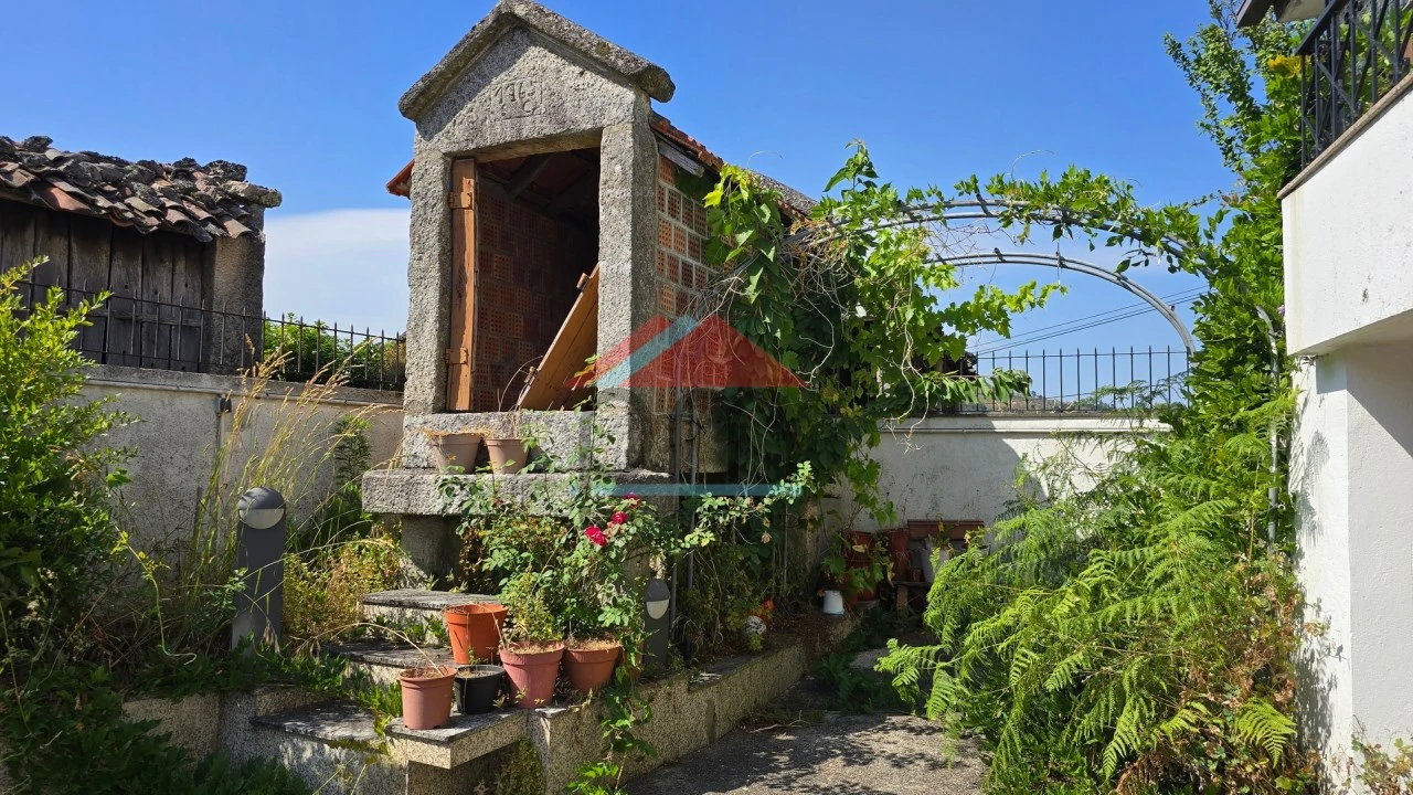 Moradia T3 para Venda em Gave Foto 6