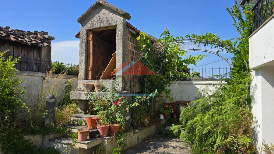 Moradia T3 para Venda em Gave Foto 6