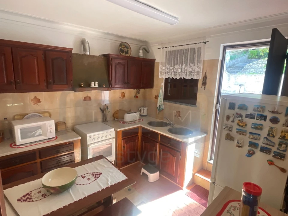 Moradia T3 para Venda em Carregueiros Foto 9