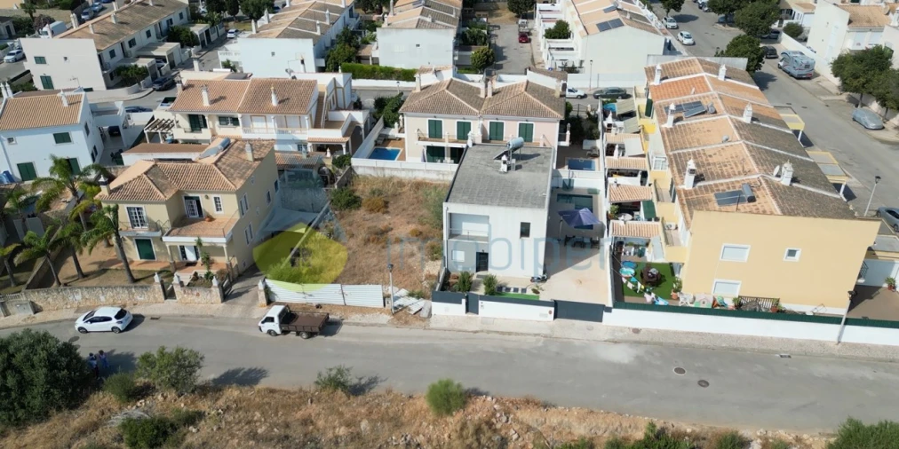 Moradia T3 para Venda em Alcantarilha e Pêra Foto 25