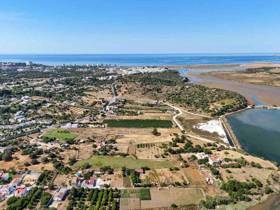 Quinta T2 para Venda em Alvor Foto 48