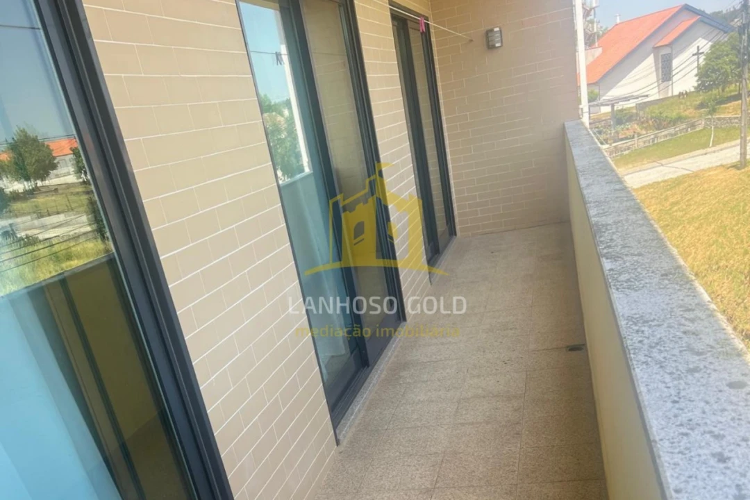 Apartamento T3 para Venda em Salto Foto 28