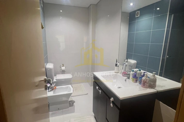 Apartamento T3 para Venda em Salto Foto 17