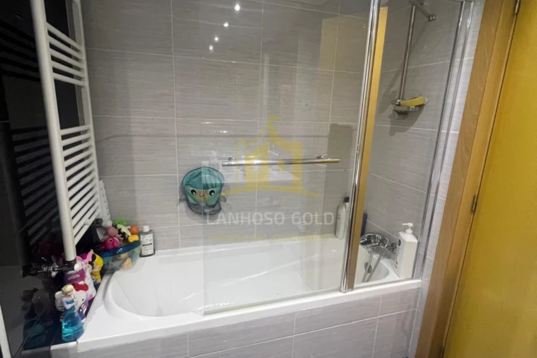 Apartamento T3 para Venda em Salto Foto 24