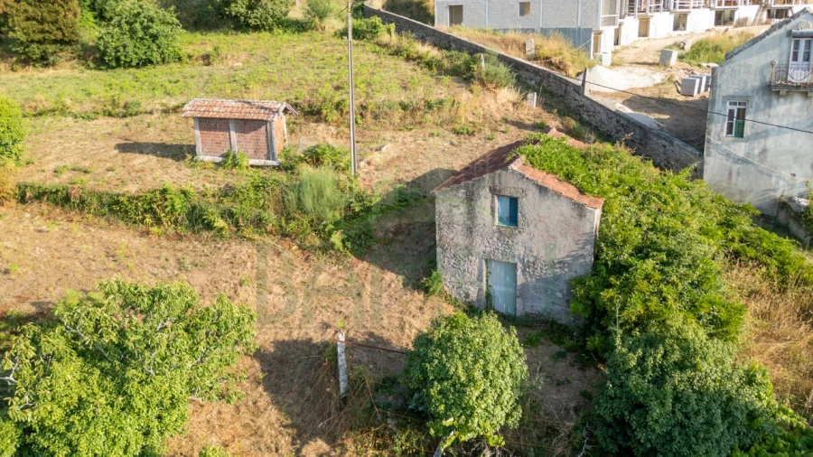 Terreno para Venda em Gondarem Foto 7
