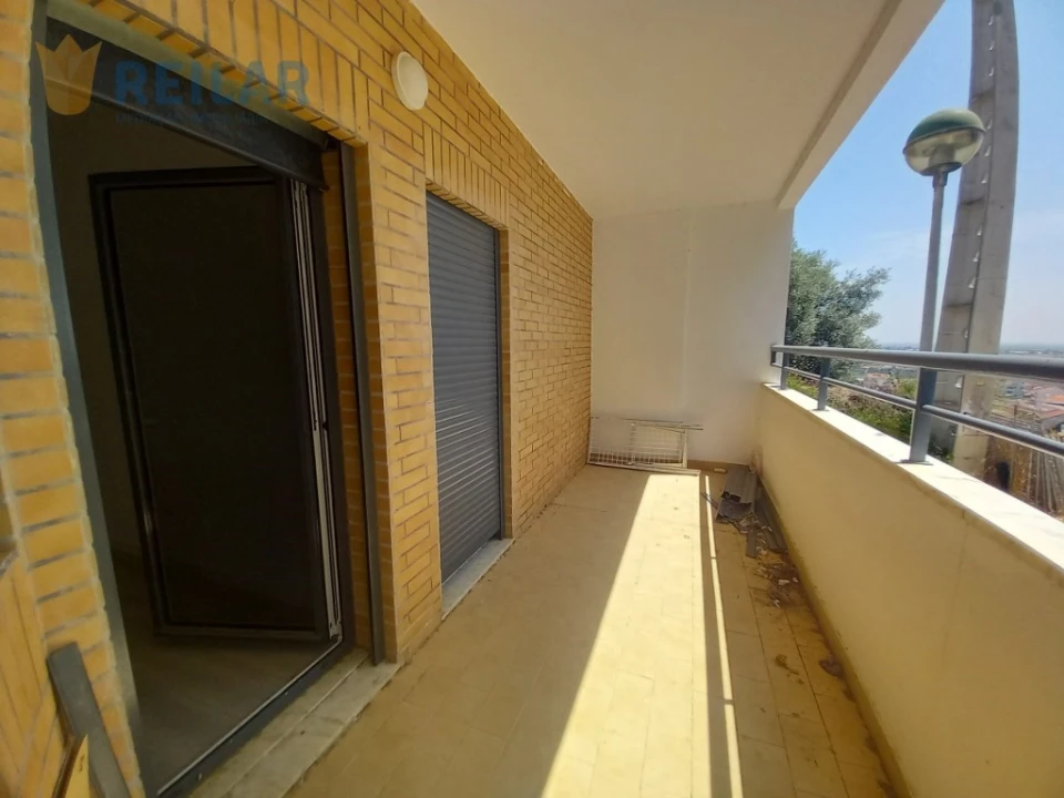 Apartamento T4 para Venda em Castanheira do Ribatejo e Cachoeiras Foto 26