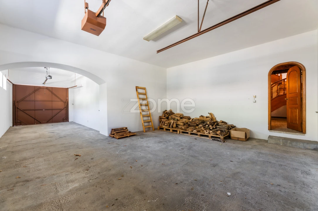 Moradia T6 para Venda em Ventosa e Cova Foto 46