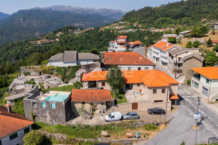 Moradia T6 para Venda em Ventosa e Cova Foto 55