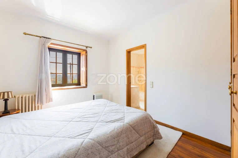 Moradia T6 para Venda em Ventosa e Cova Foto 32