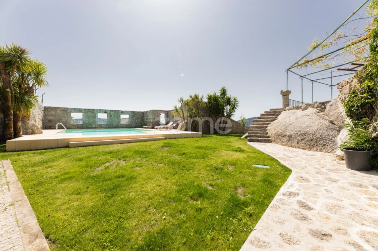 Moradia T6 para Venda em Ventosa e Cova Foto 16