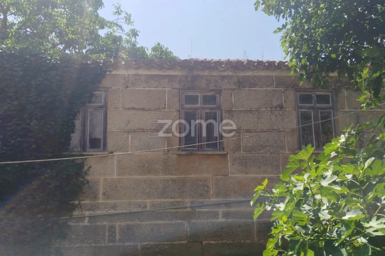 Moradia T6 para Venda em Barreiros e Cepões Foto 3
