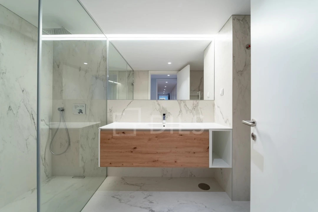 Apartamento T4 para Venda em Canidelo Foto 37