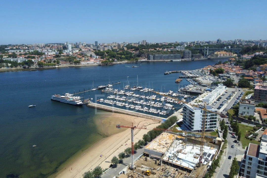 Apartamento T4 para Venda em Canidelo Foto 59