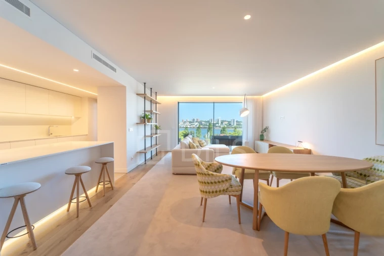 Apartamento T4 para Venda em Canidelo Foto 29