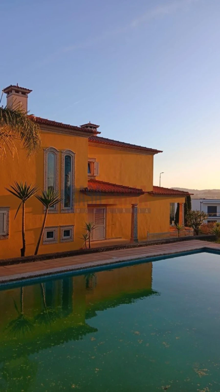 Moradia T4 para Venda em Ribeirão Foto 3